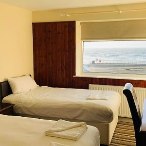 Standard Zimmer mit zwei Einzelbetten